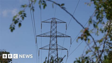 Kent: CPRE says electricity pylons plan would 'trash' countryside.